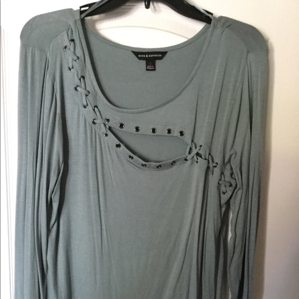 Long sleeve blouse